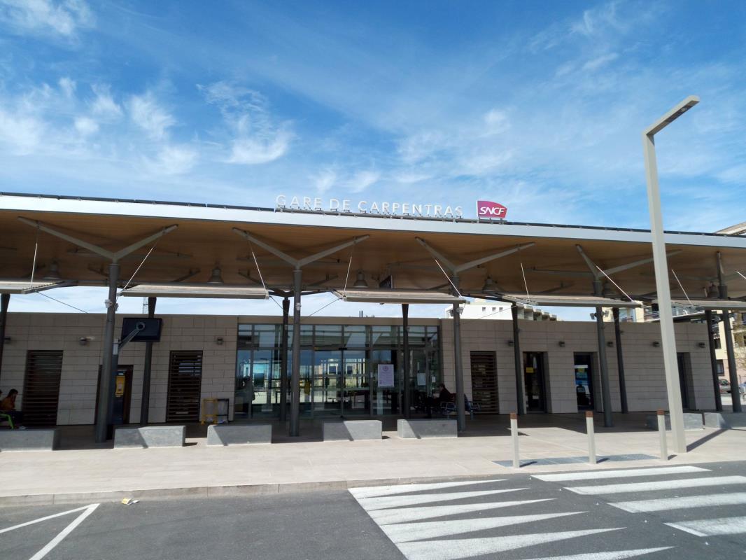 Gare de Carpentras